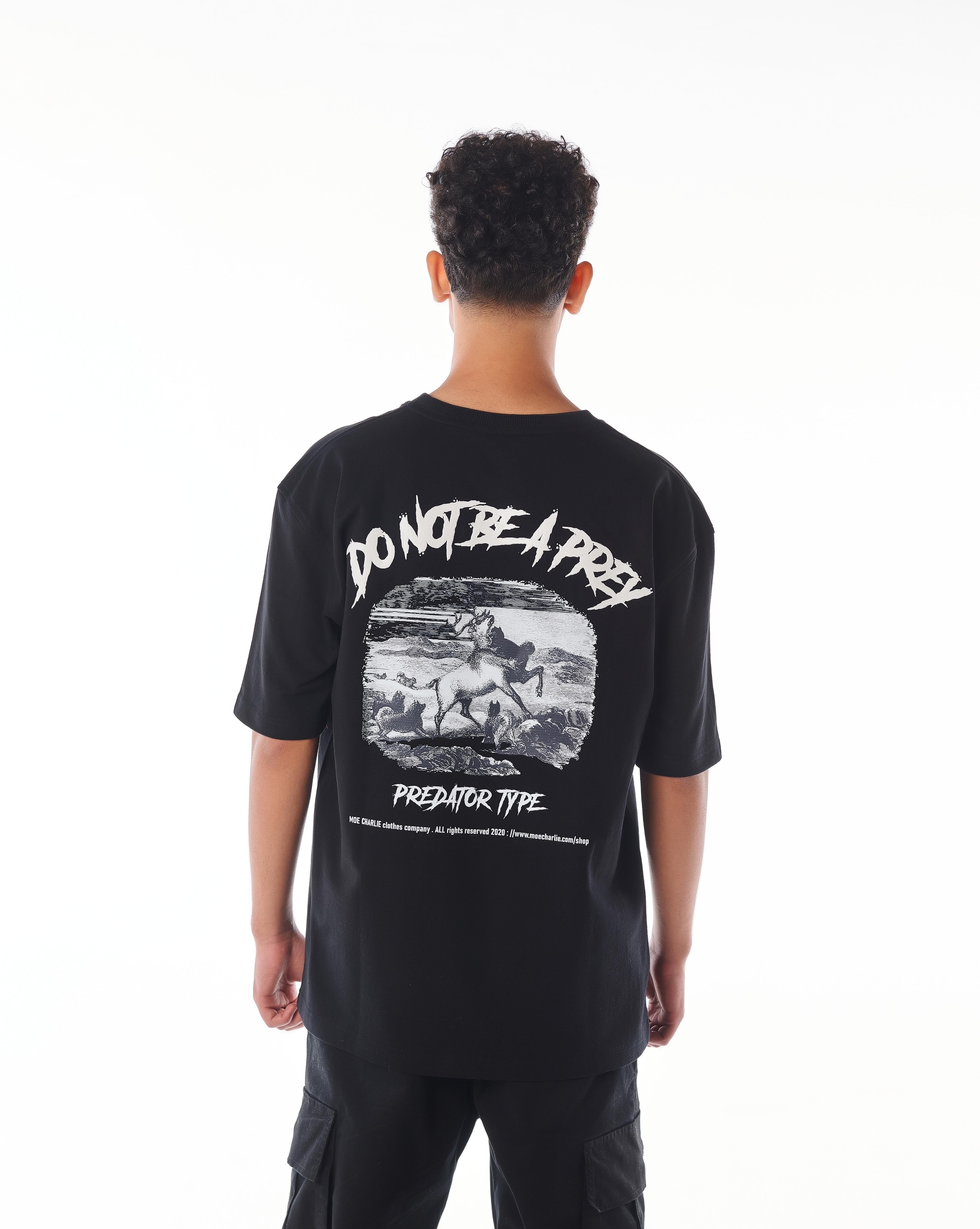Rückenansicht MOE CHARLIE Predator T-Shirt, Backprint mit Jagdmotiv und Do Not Be A Prey Schriftzug