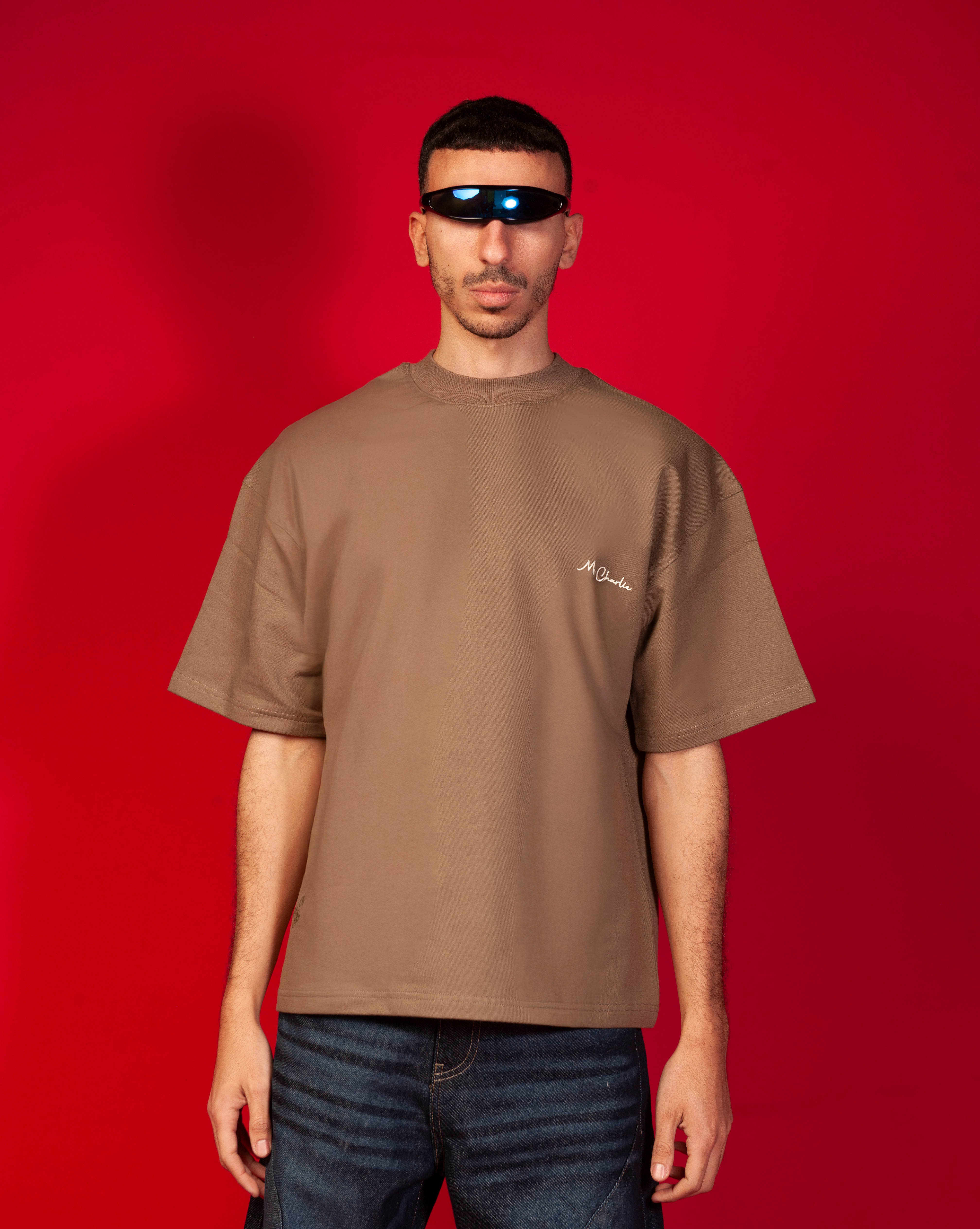 Street Rules T-Shirt MOE CHARLIE, camelbraunes Tee mit Moe-Charlie-Signatur auf der Brust, maennlich